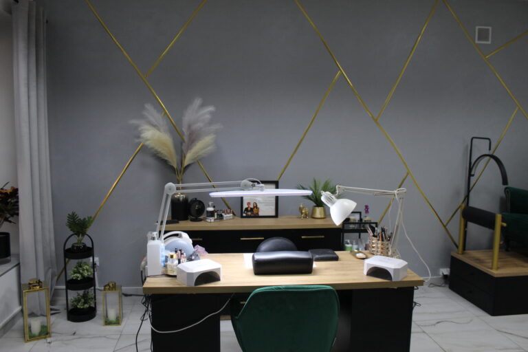 stylistka paznokci włocławek